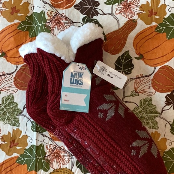 Mike Luks slipper Socks, New with tags. - Picture 2 of 3